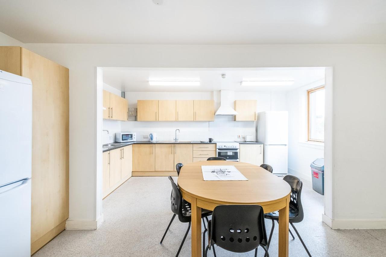 En Suite Rooms, Gillingham - Sk מראה חיצוני תמונה