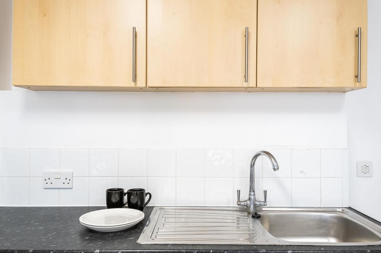 En Suite Rooms, Gillingham - Sk מראה חיצוני תמונה