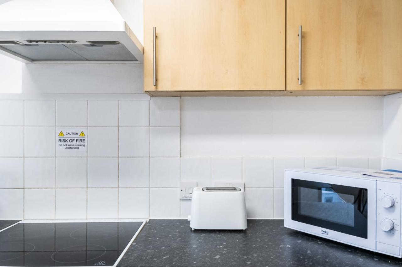 En Suite Rooms, Gillingham - Sk מראה חיצוני תמונה