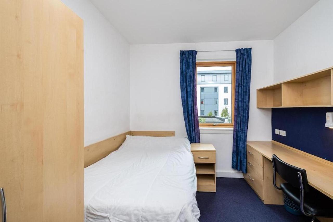 En Suite Rooms, Gillingham - Sk מראה חיצוני תמונה