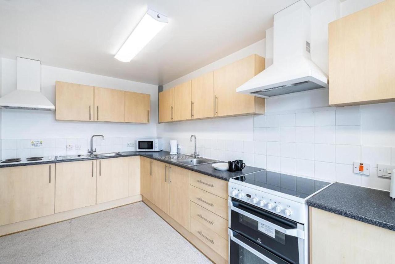 En Suite Rooms, Gillingham - Sk מראה חיצוני תמונה